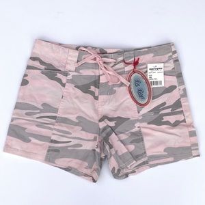 BE BOP | Camo Short